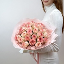 Букет комплимент из 25 нежных розовых роз